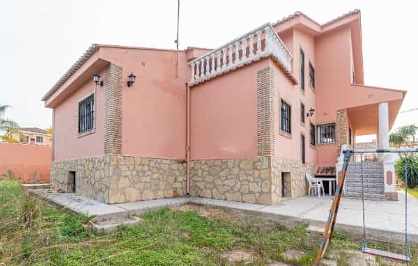 بيت في La Pobla de Vallbona, Valencian Community 12289295