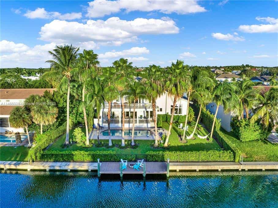 Condominium in Coral Gables, Florida 12289515