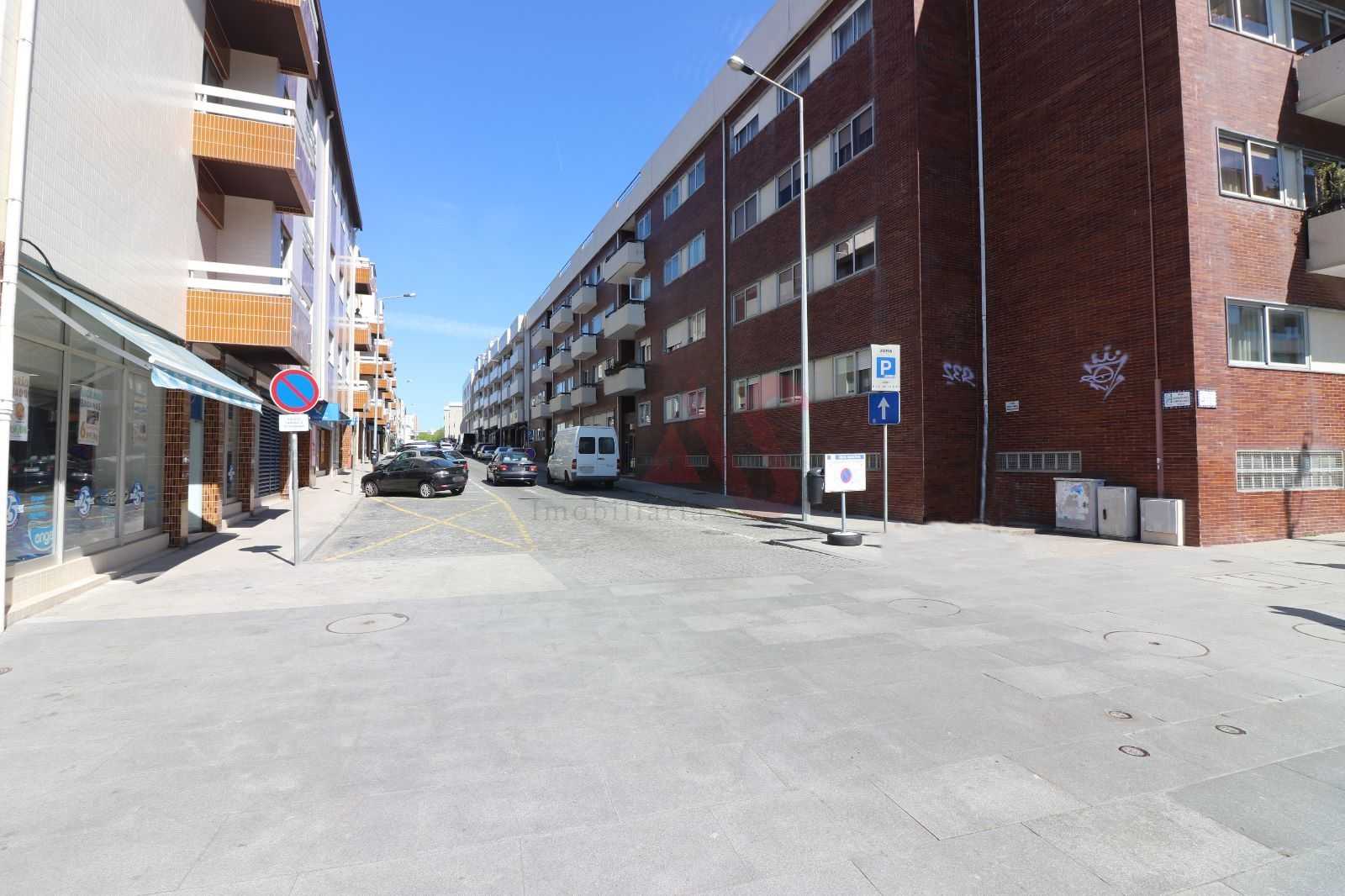 Condominium in , Porto District 12289792