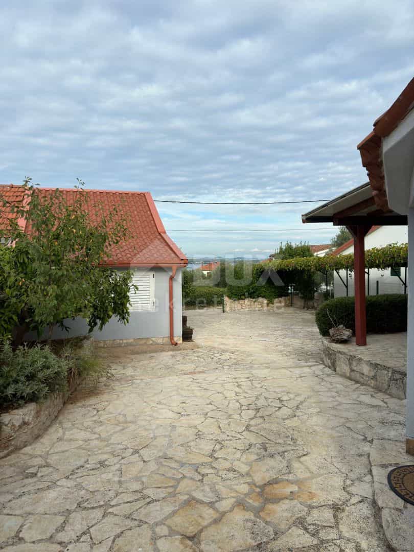 House in Pasman, Zadarska Zupanija 12292073