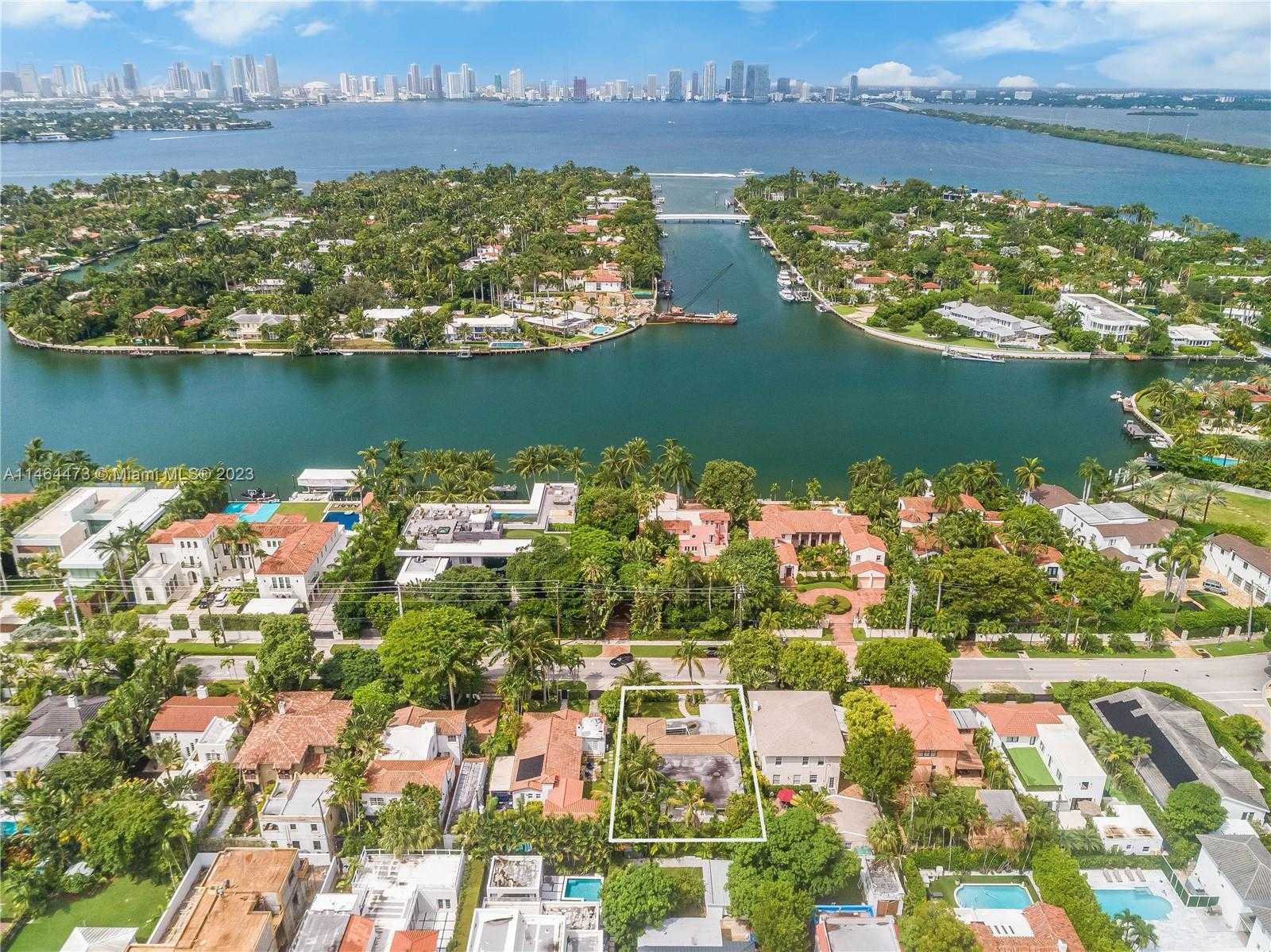 Rumah di pantai Miami, Florida 12293082