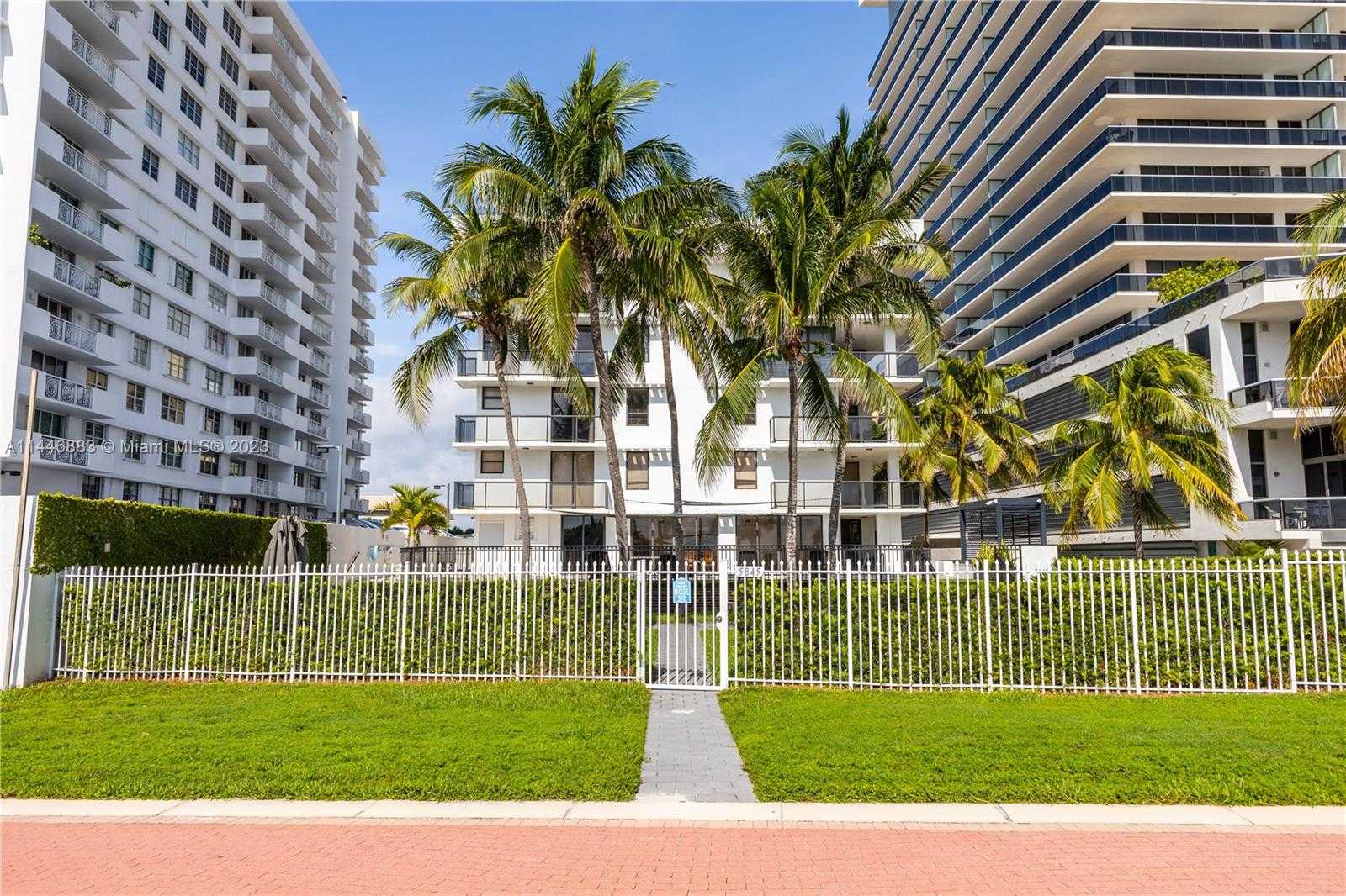 Condominio nel Miami Beach, Florida 12293091