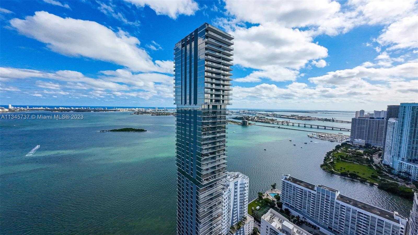 Condominium dans Miami, Florida 12293096