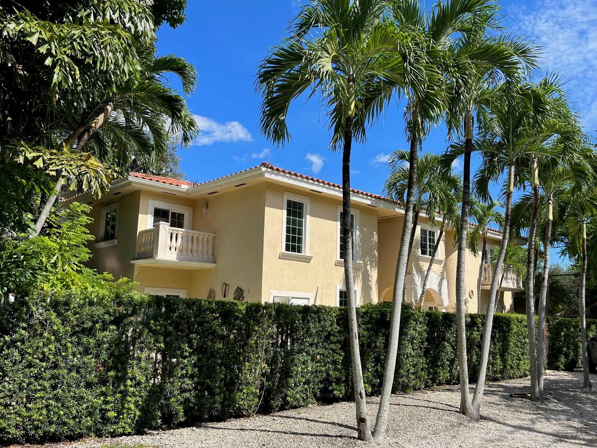House in Miami, Florida 12293098