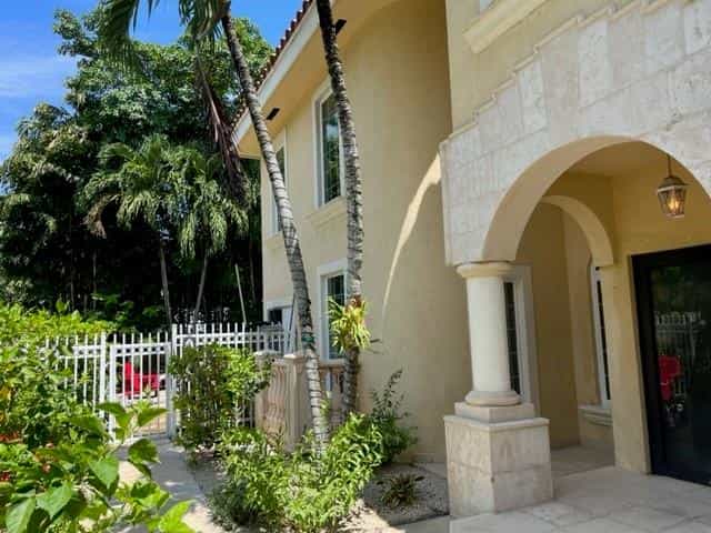 Hus i Miami, Florida 12293098