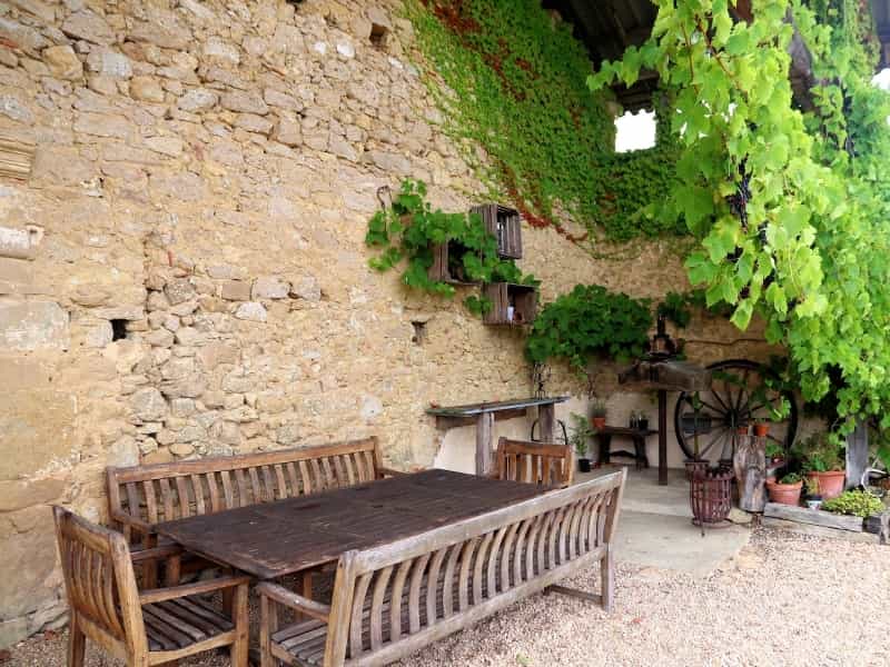 بيت في Monlezun, Occitanie 12293150