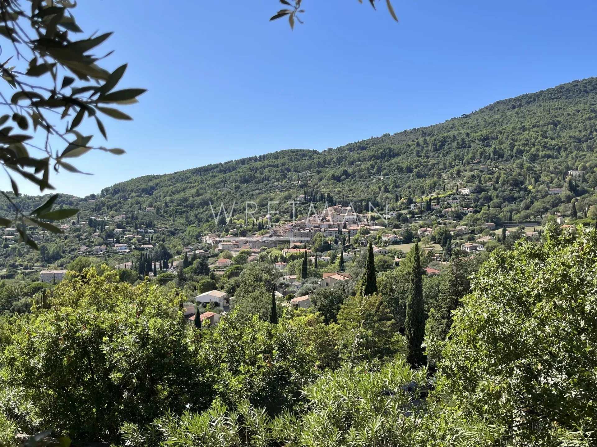 Hus i Seillans, Provence-Alpes-Cote d'Azur 12294843