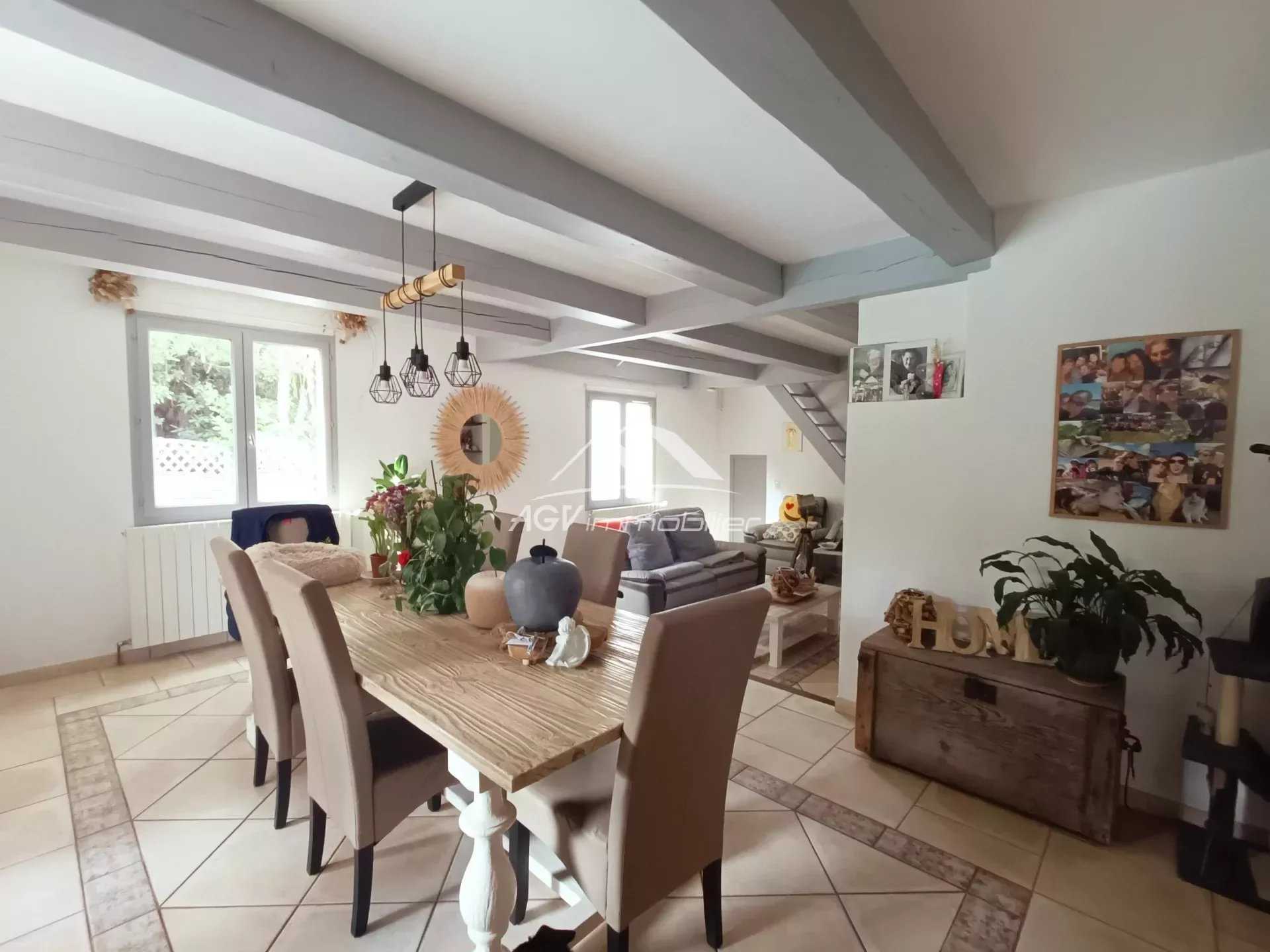 집 에 Alès, Gard 12294868