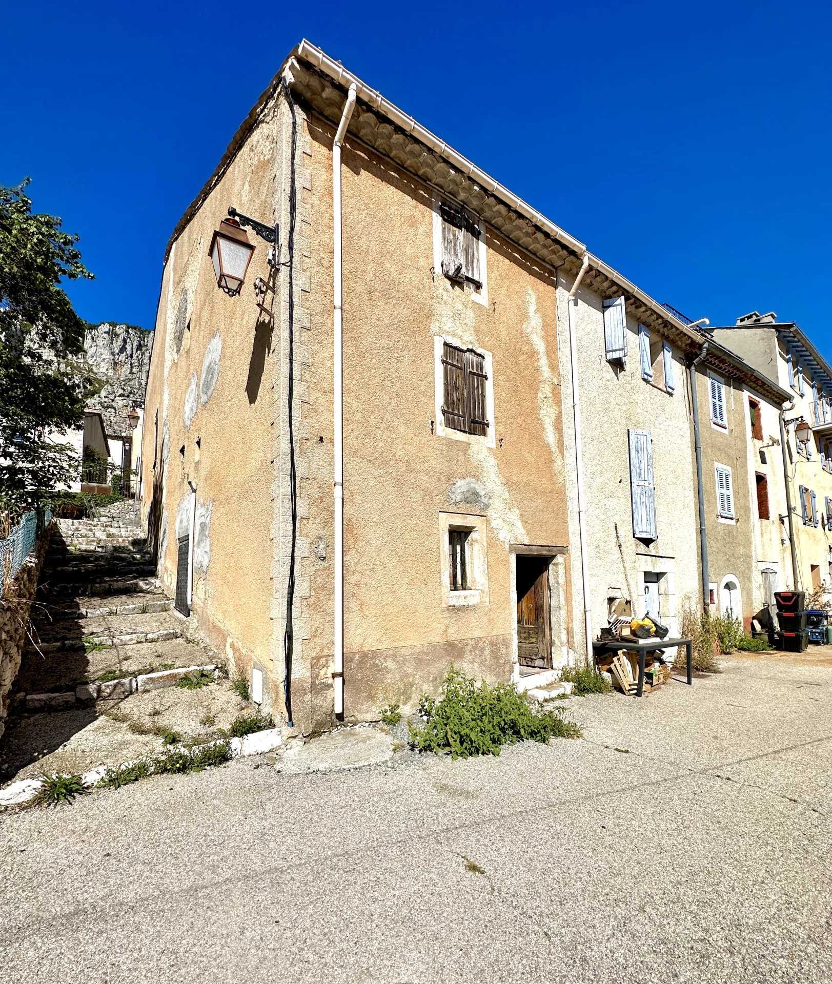 Hus i Seranon, Provence-Alpes-Cote d'Azur 12296533