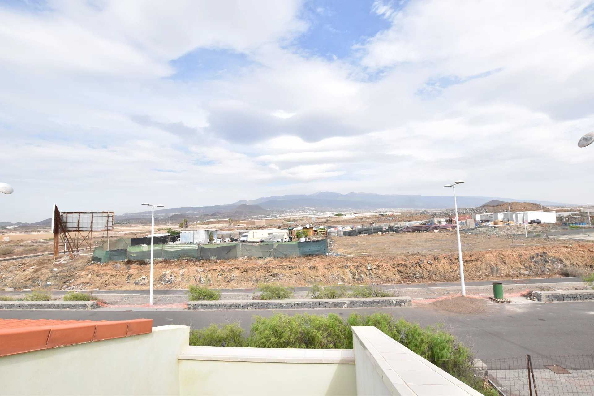 Несколько домов в El Medano, Canary Islands 12296543