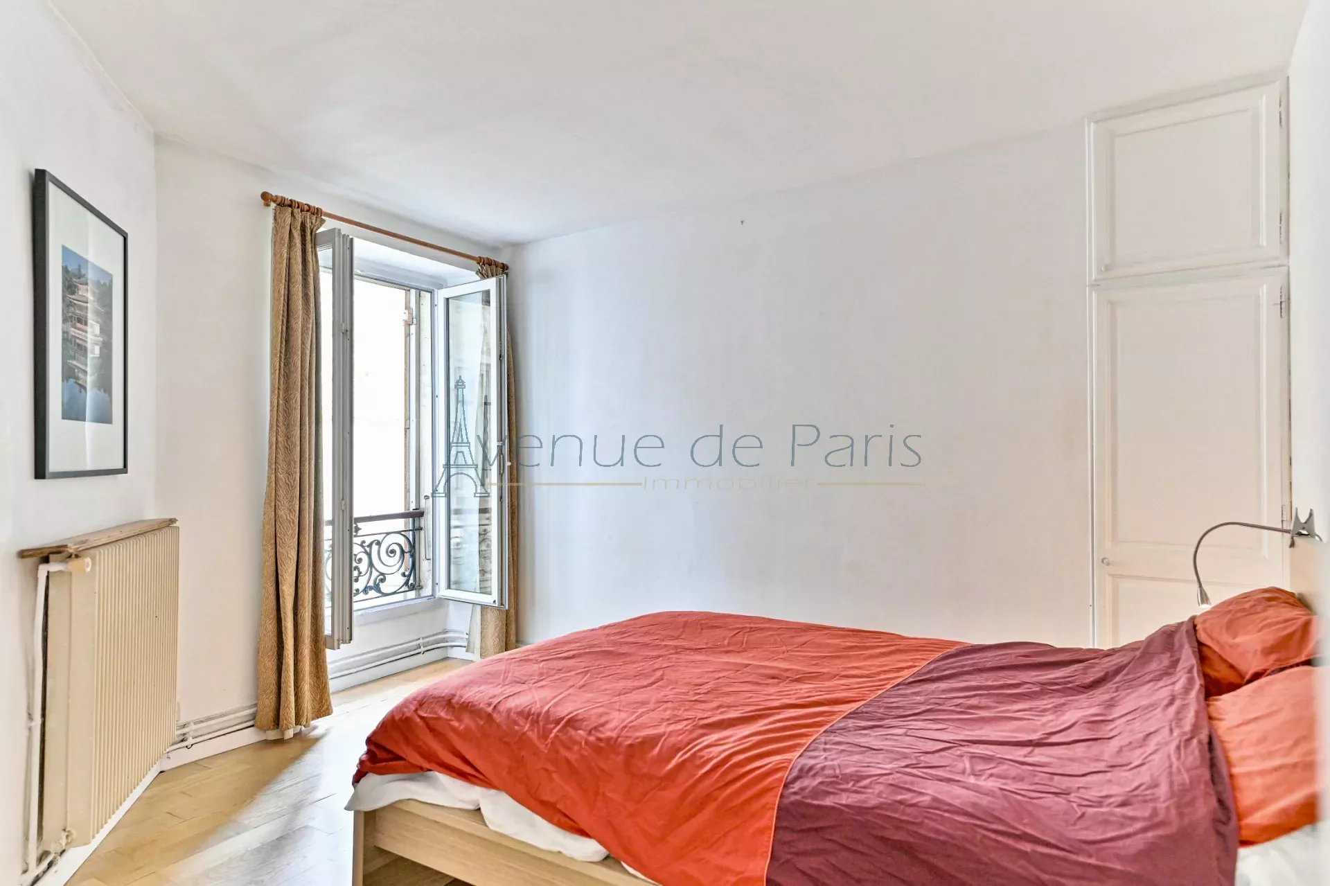 Residential in Paris 11ème, Paris 12296562