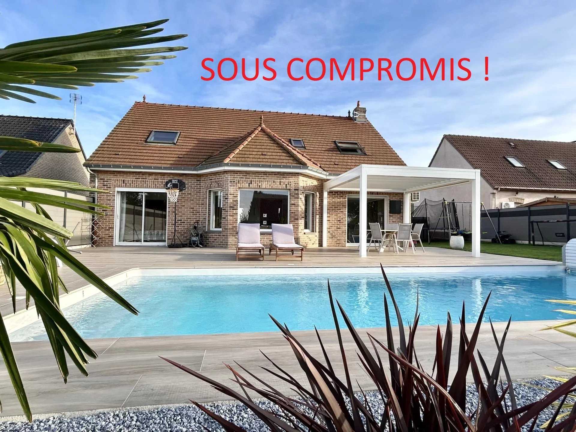 Other in Cambrai, Hauts-de-France 12296564