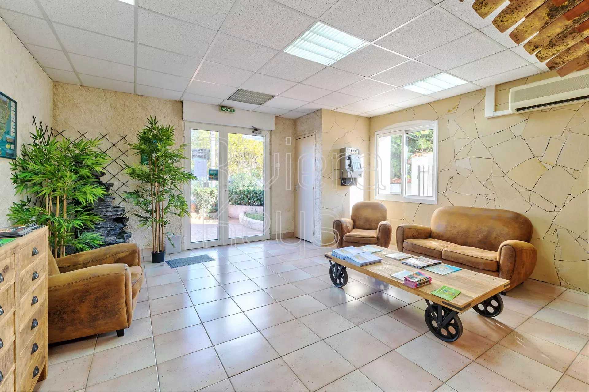 Other in Drammont, Provence-Alpes-Cote d'Azur 12296682