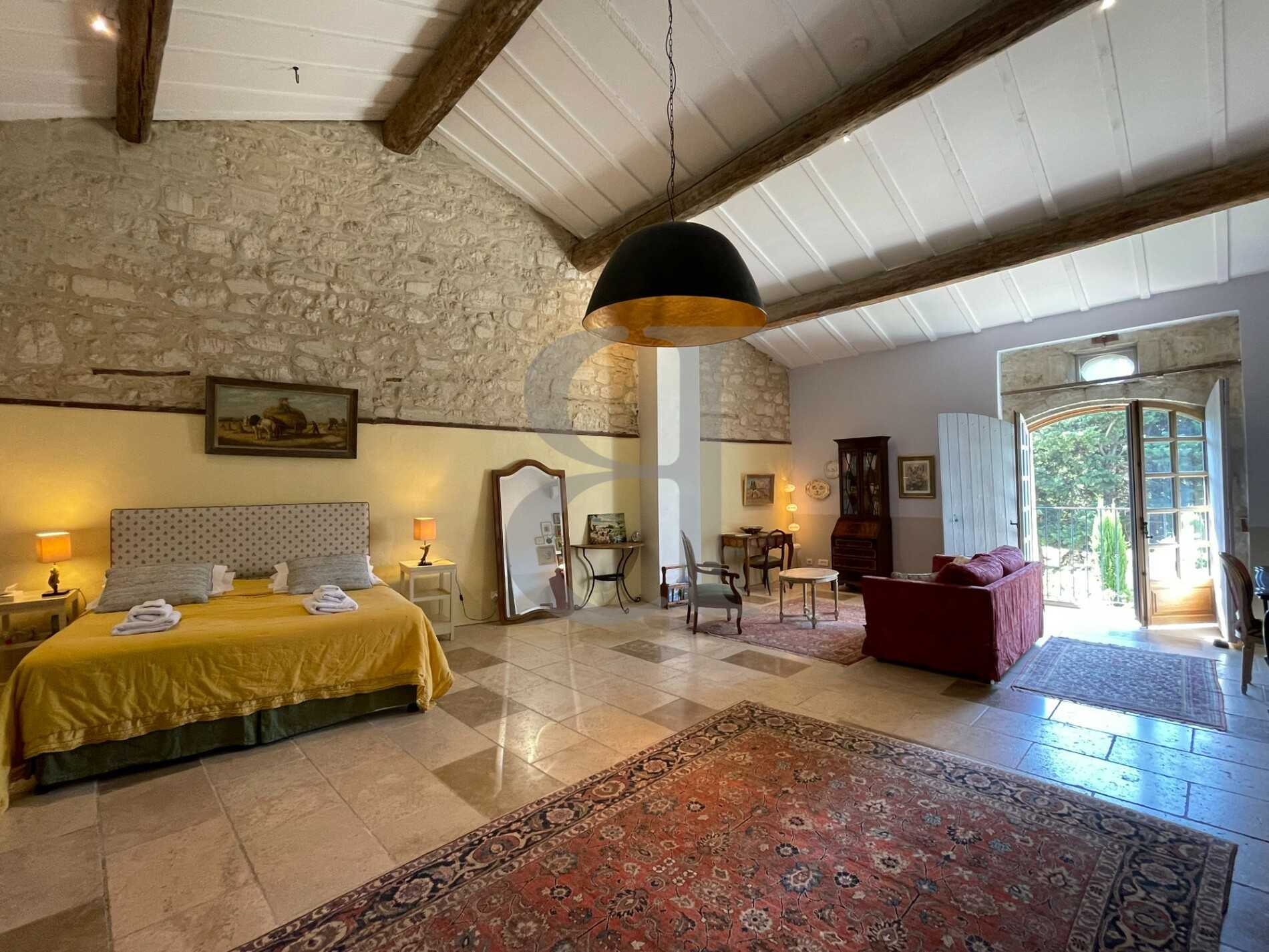 House in Maussane-les-Alpilles, Provence-Alpes-Côte d'Azur 12298345