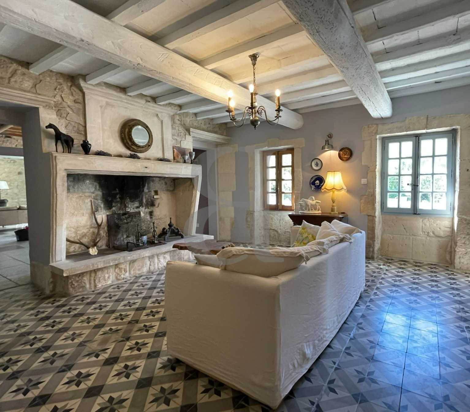 Будинок в Maussane-les-Alpilles, Provence-Alpes-Côte d'Azur 12298345