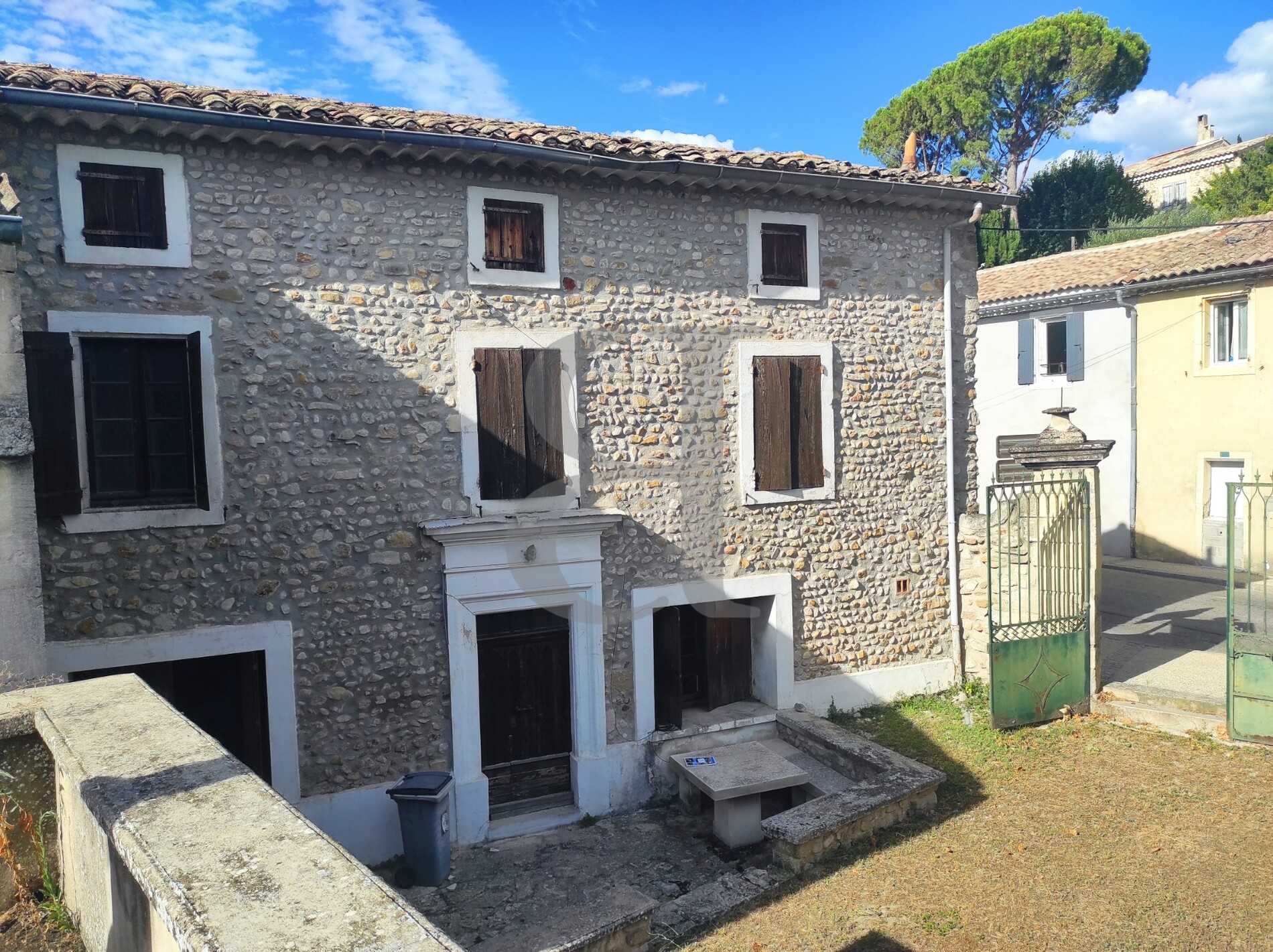 House in Visan, Provence-Alpes-Cote d'Azur 12298349