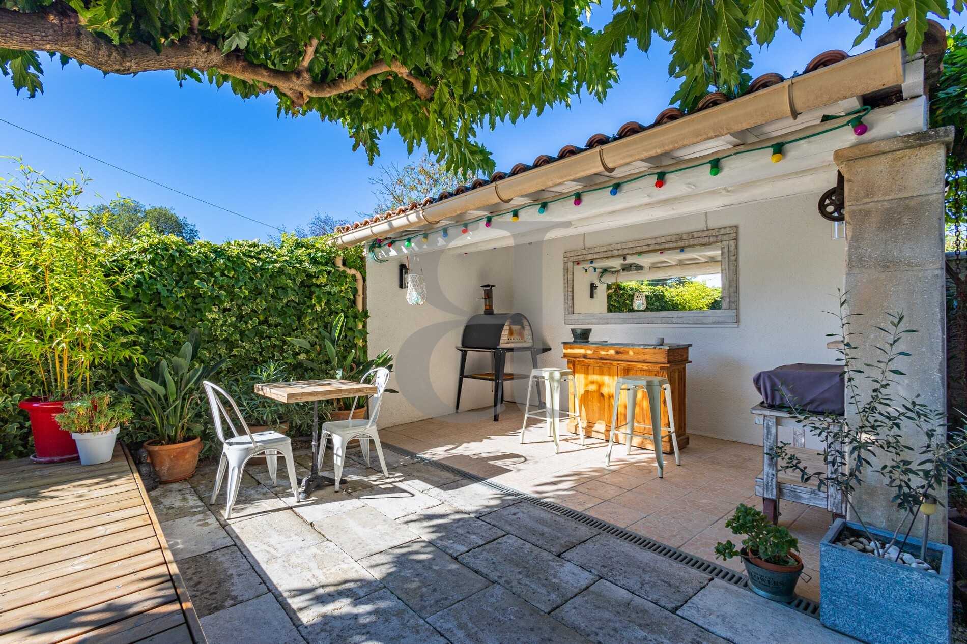 casa no Saint-Rémy-de-Provence, Provença-Alpes-Costa Azul 12298357
