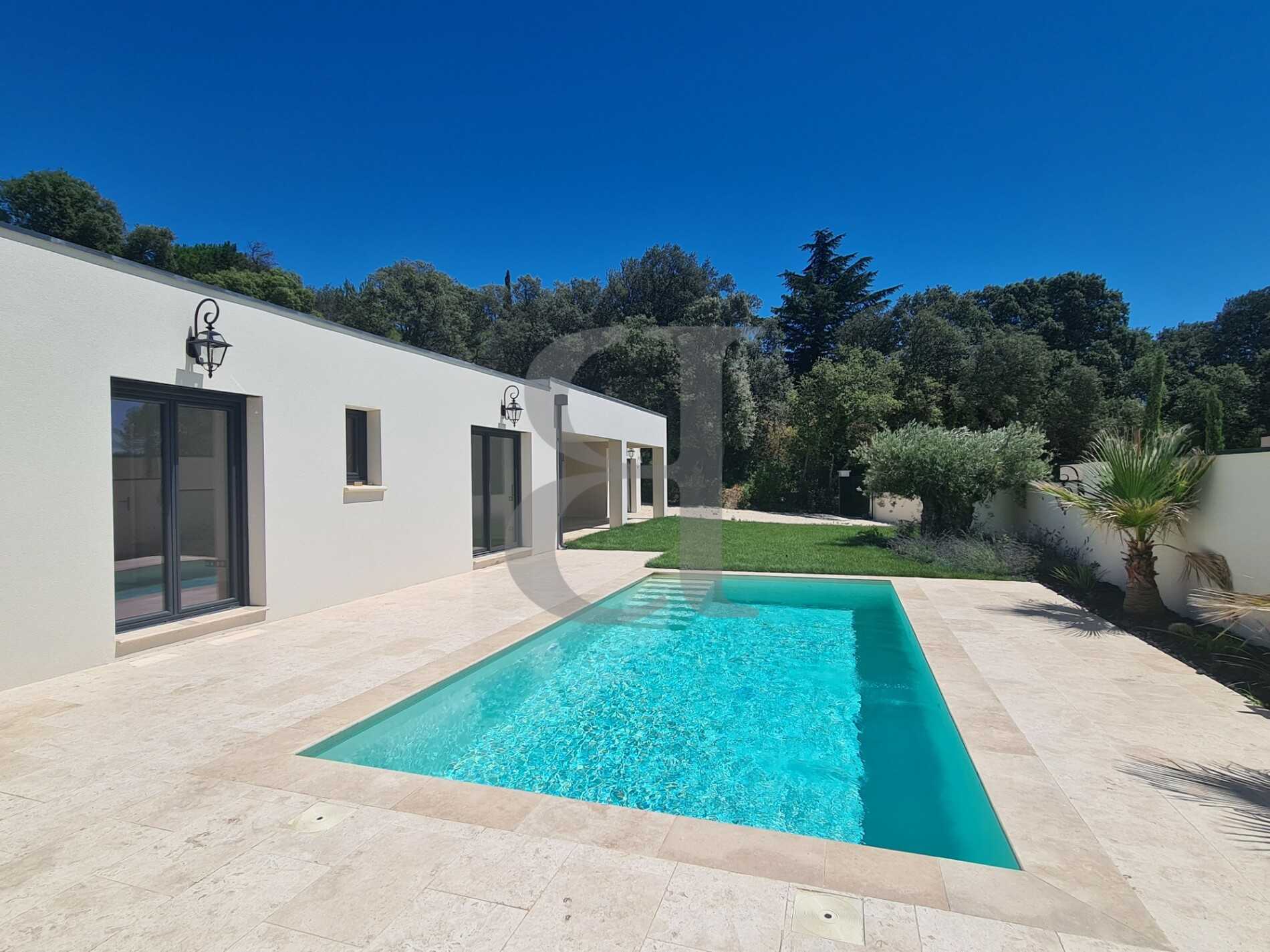 Other in Bollene, Provence-Alpes-Cote d'Azur 12298358