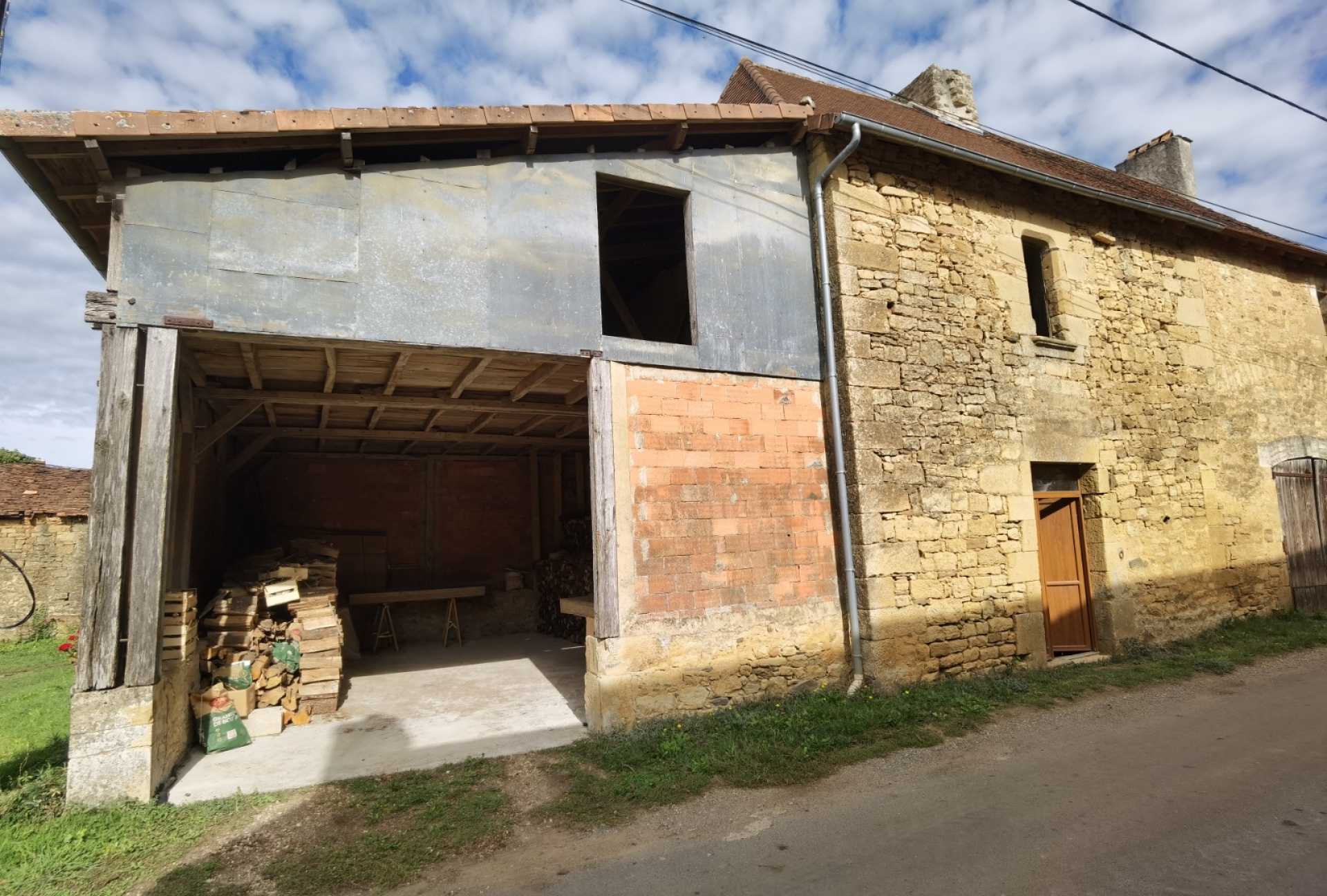Huis in Saint-Cyprien, Occitanie 12298602