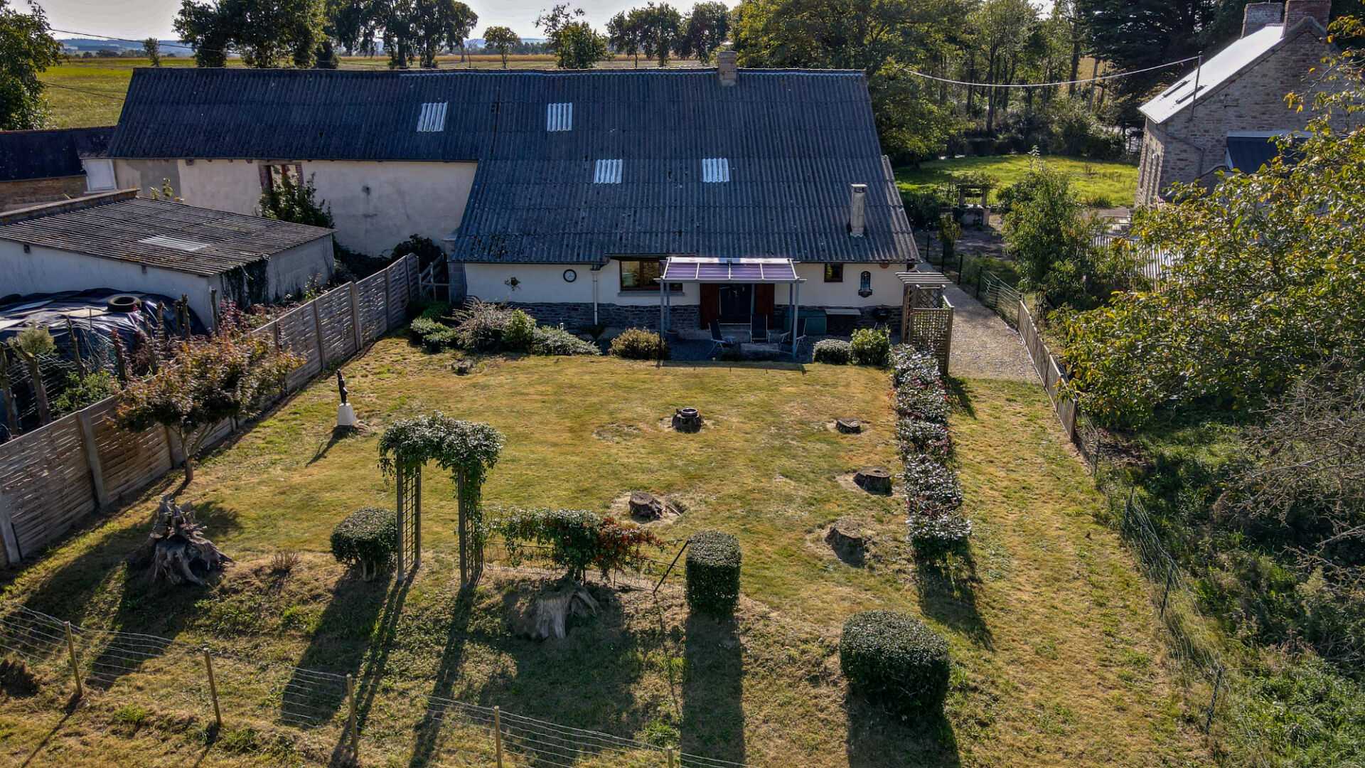 rumah dalam Tremeur, Bretagne 12298835