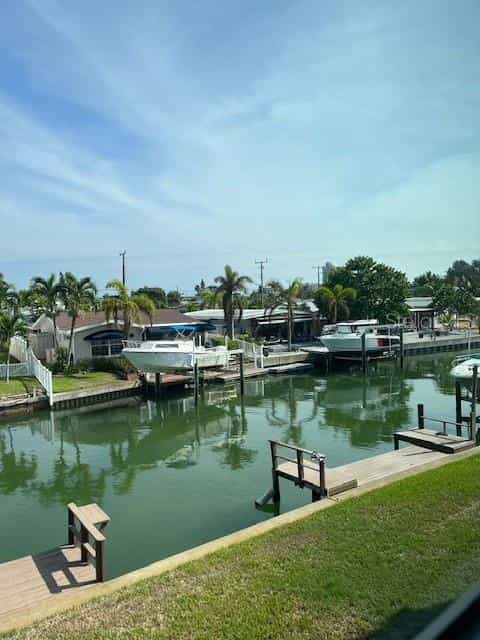 Condominium in Treasure Island, Florida 12299274