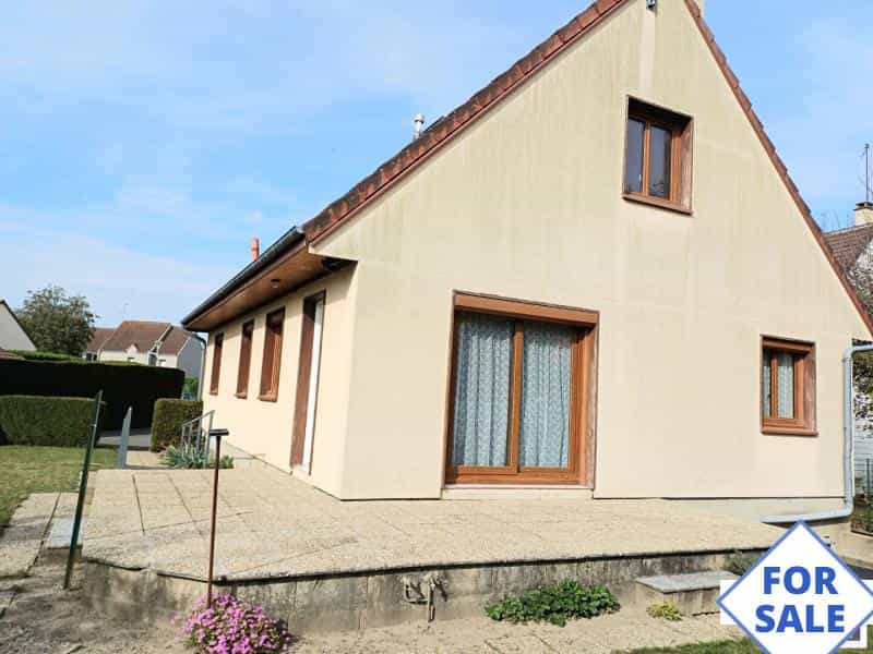 Huis in Arçonnay, Pays de la Loire 12299346