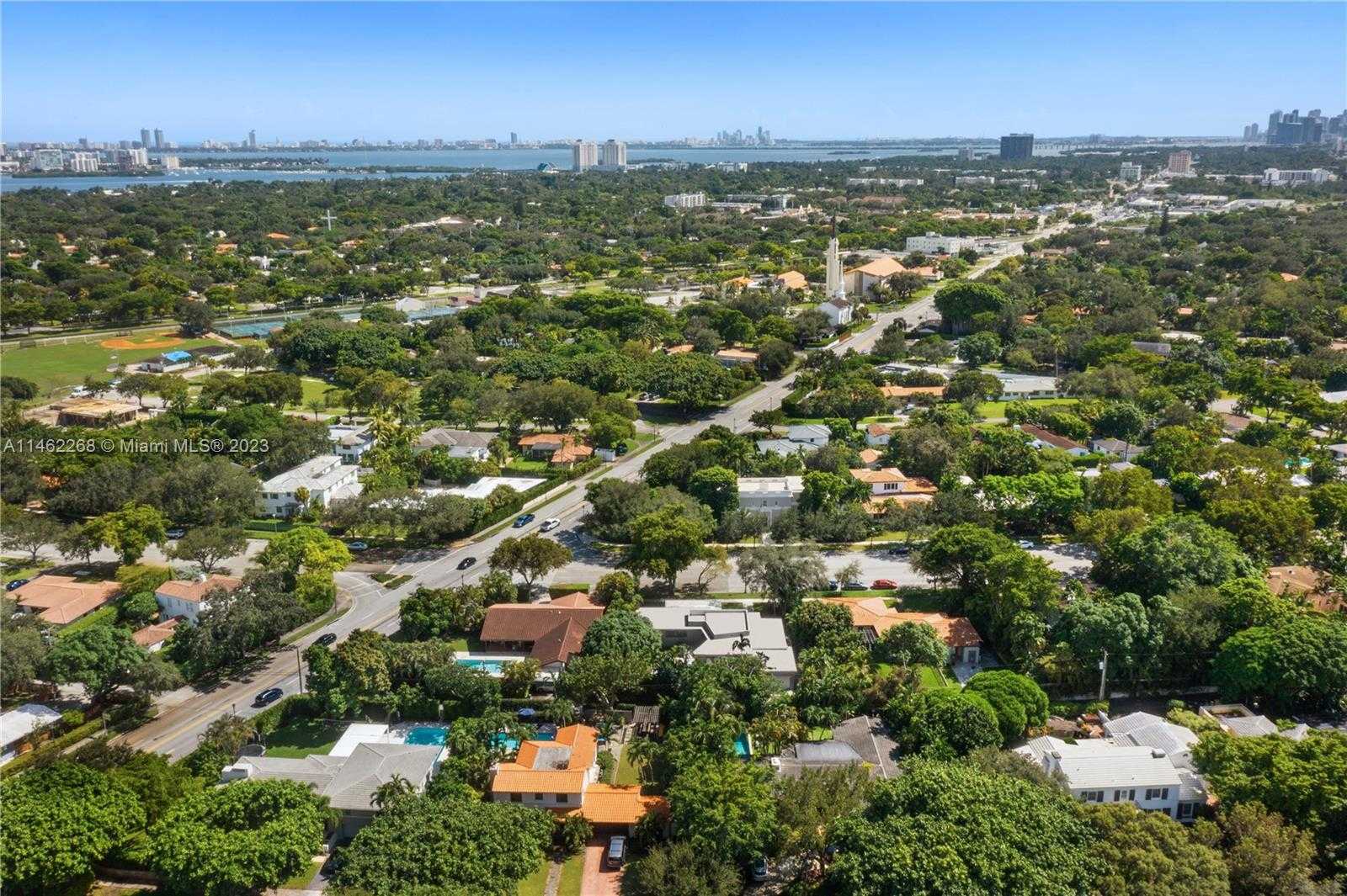 Huis in Miami Shores, Florida 12299659
