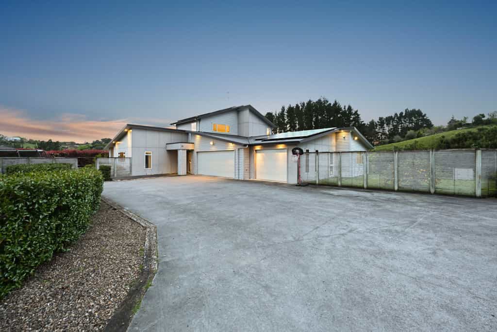 Condominium in Whatawhata, Waikato 12299671