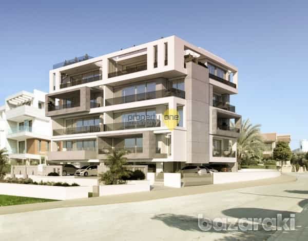 Condominium in Agios Tychon, Limassol 12300211