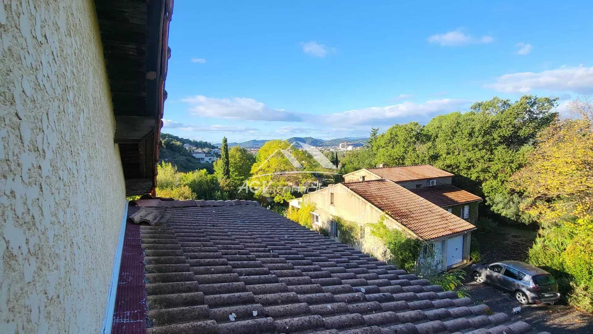 жилой дом в Saint-Privat-des-Vieux, Gard 12300450