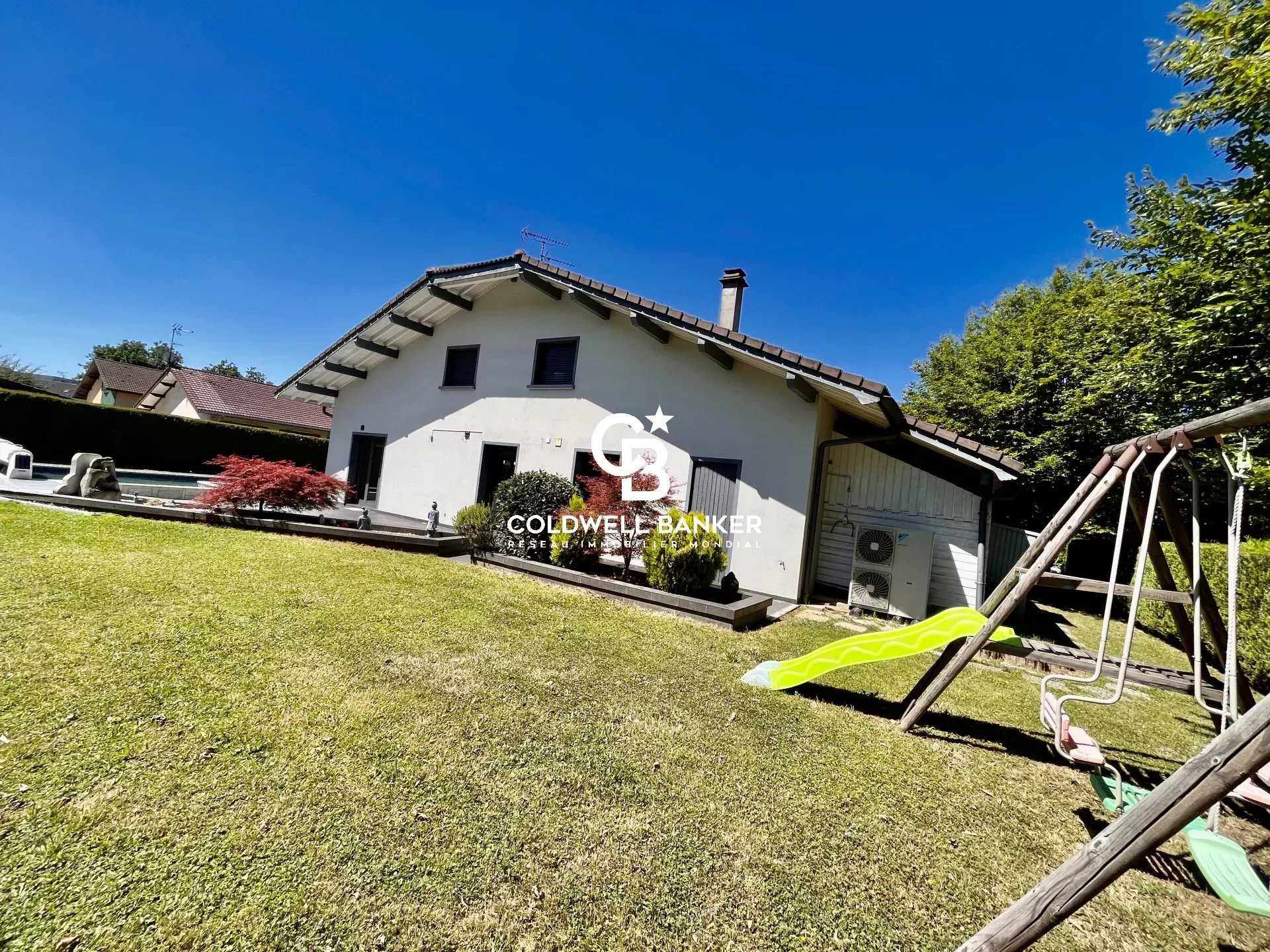 Dom w Ville-la-Grand, Haute-Savoie 12300484