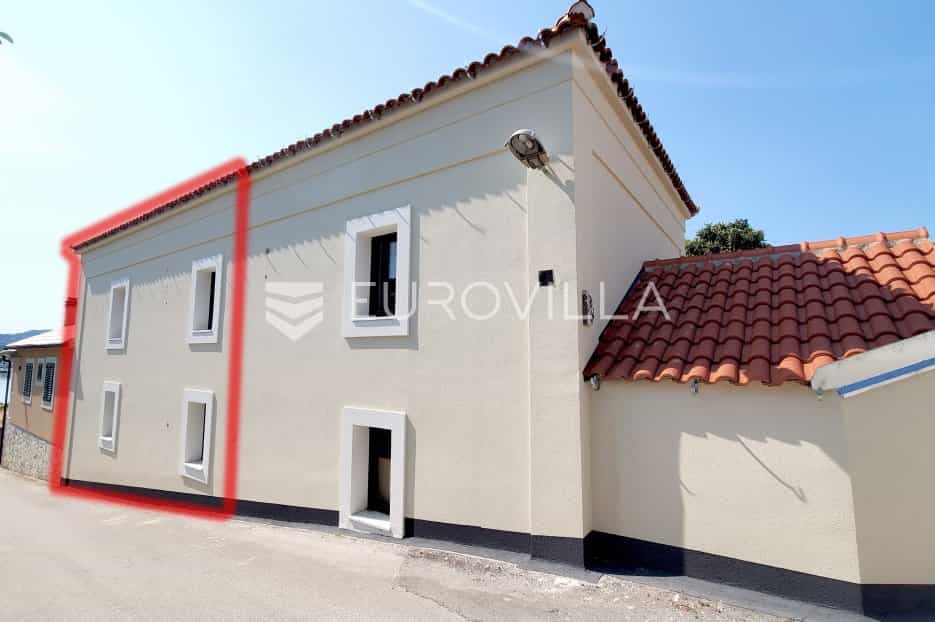 rumah dalam Bilice, Šibensko-kninska županija 12300771
