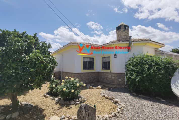 Rumah di Arbolea, Andalusia 12300897