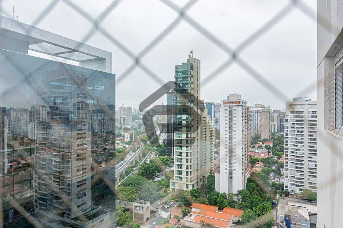 Altro nel , São Paulo 12300981