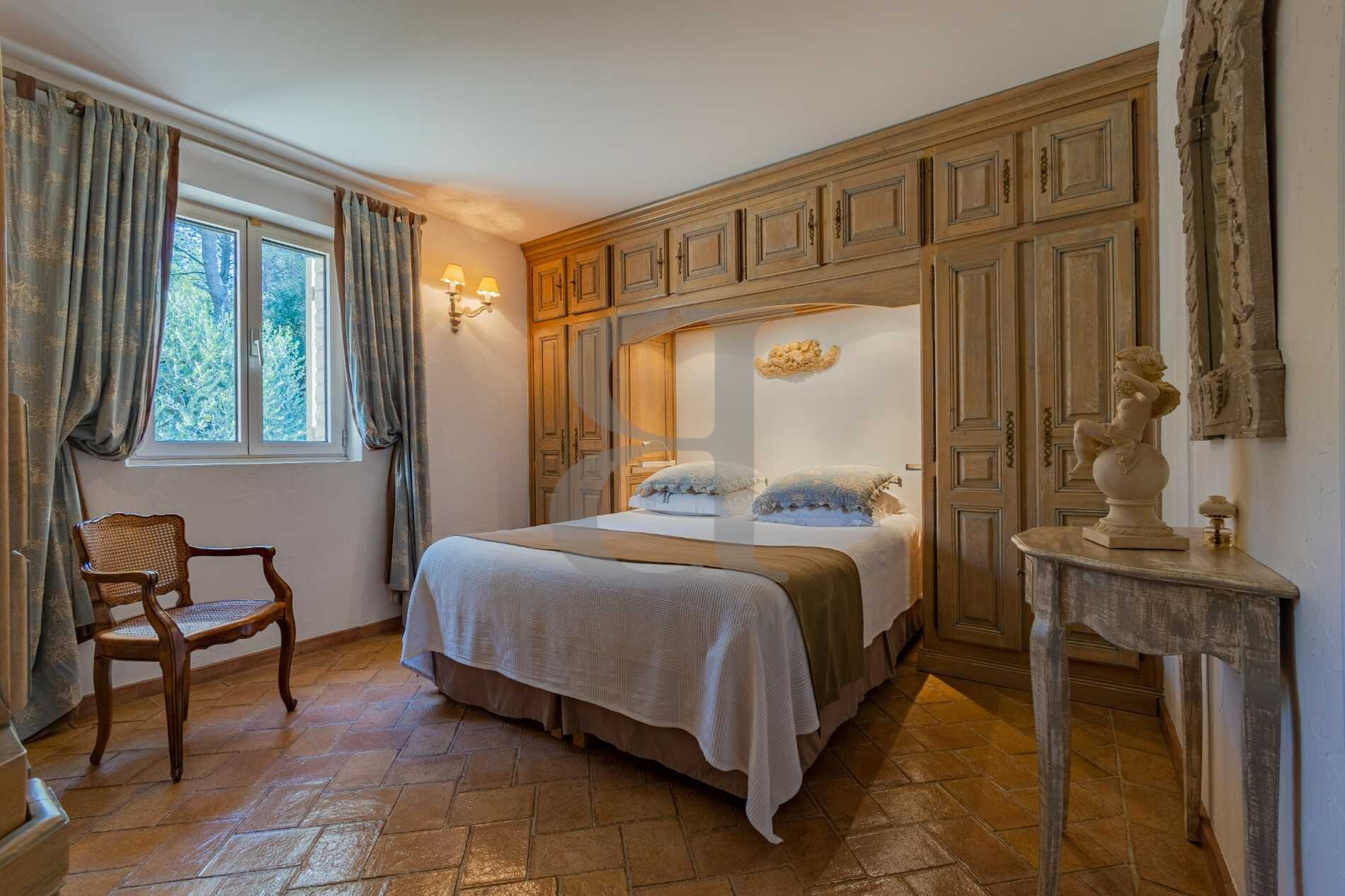 σπίτι σε Les Baux-de-Provence, Provence-Alpes-Côte d'Azur 12302116