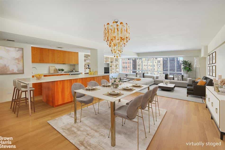 Condominium in Manhattan, New York 12302331