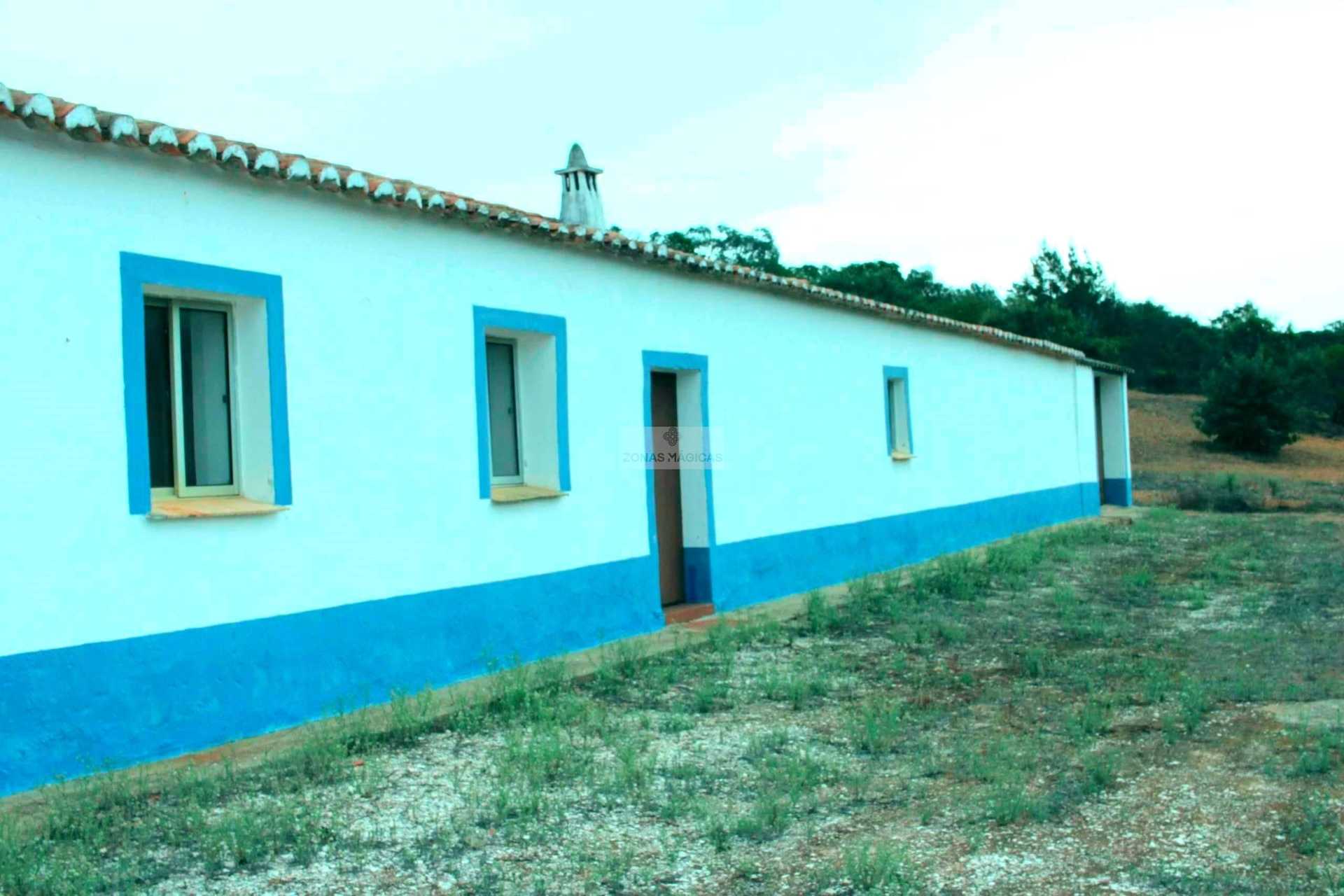 House in Aljezur, Faro 12302333