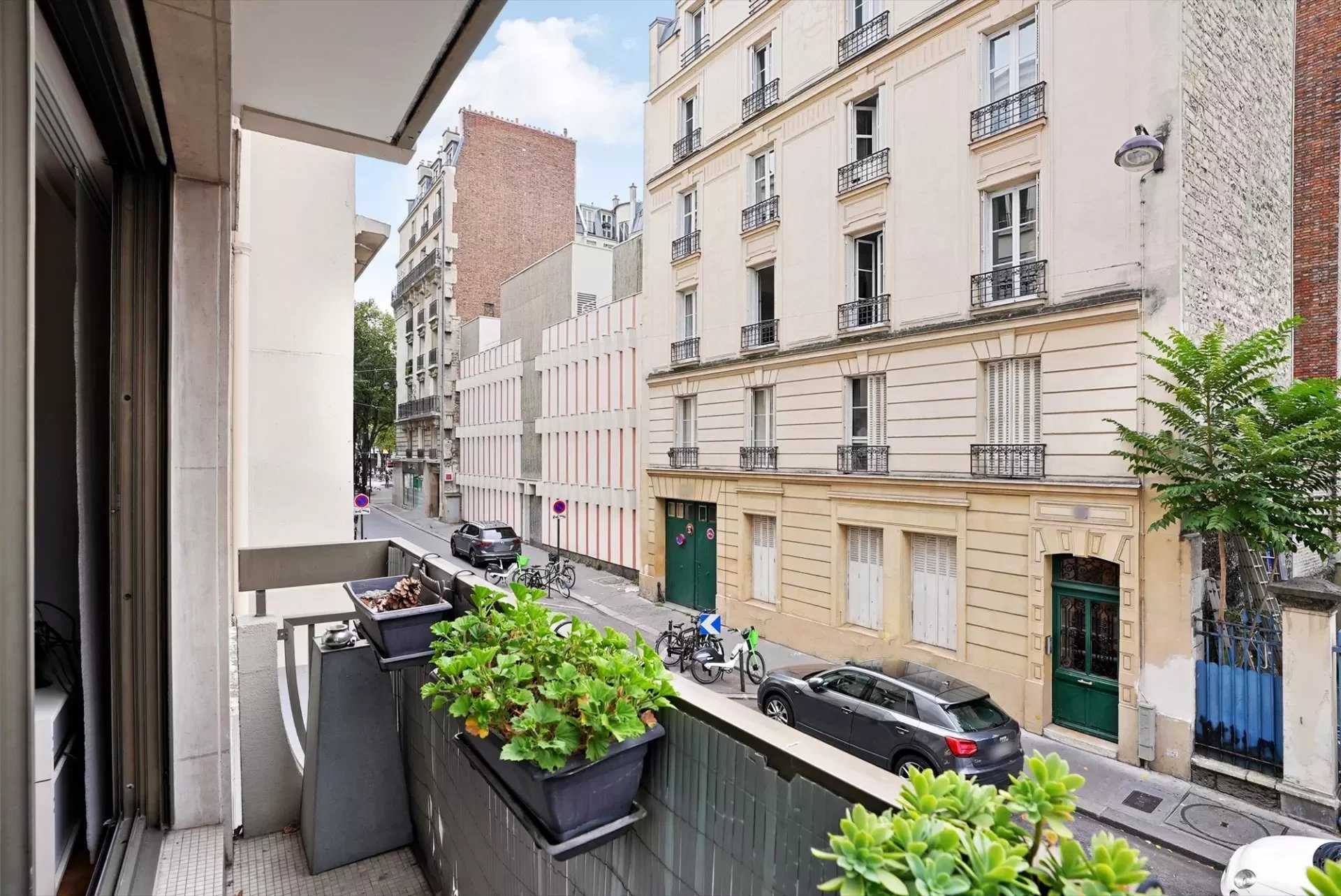Residential in Paris 15ème, Paris 12302995
