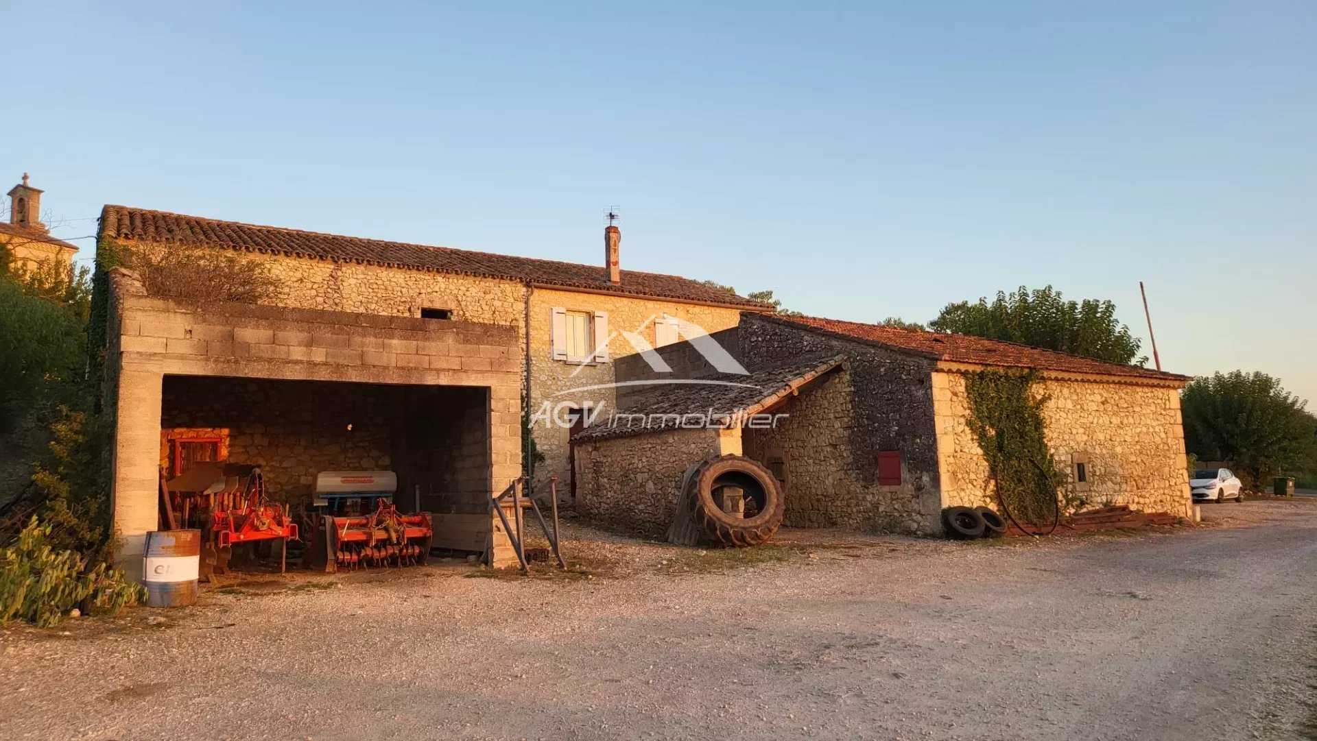 Hus i Navacelles, Gard 12303008
