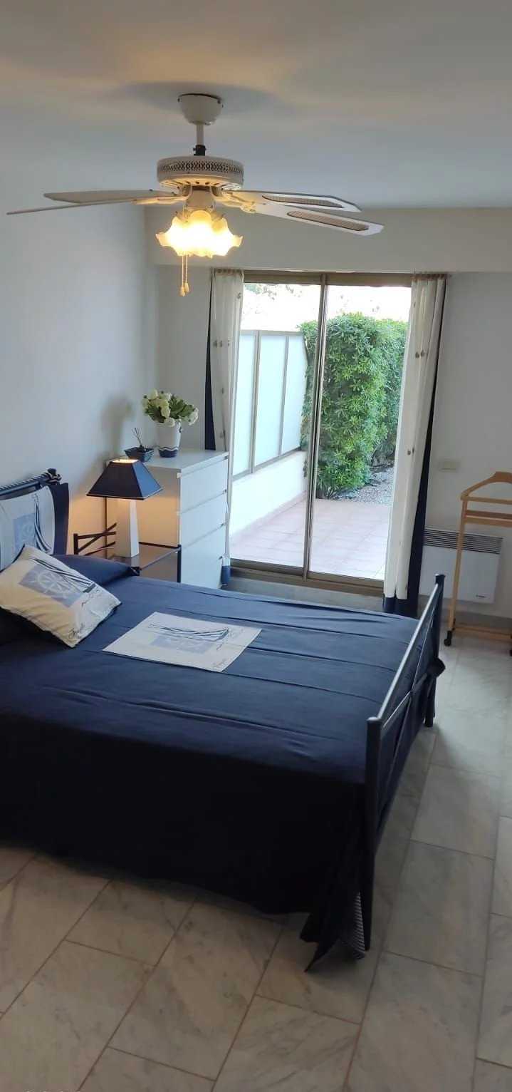 公寓 在 卡普戴爾, 普羅旺斯-阿爾卑斯-藍色海岸 12303015