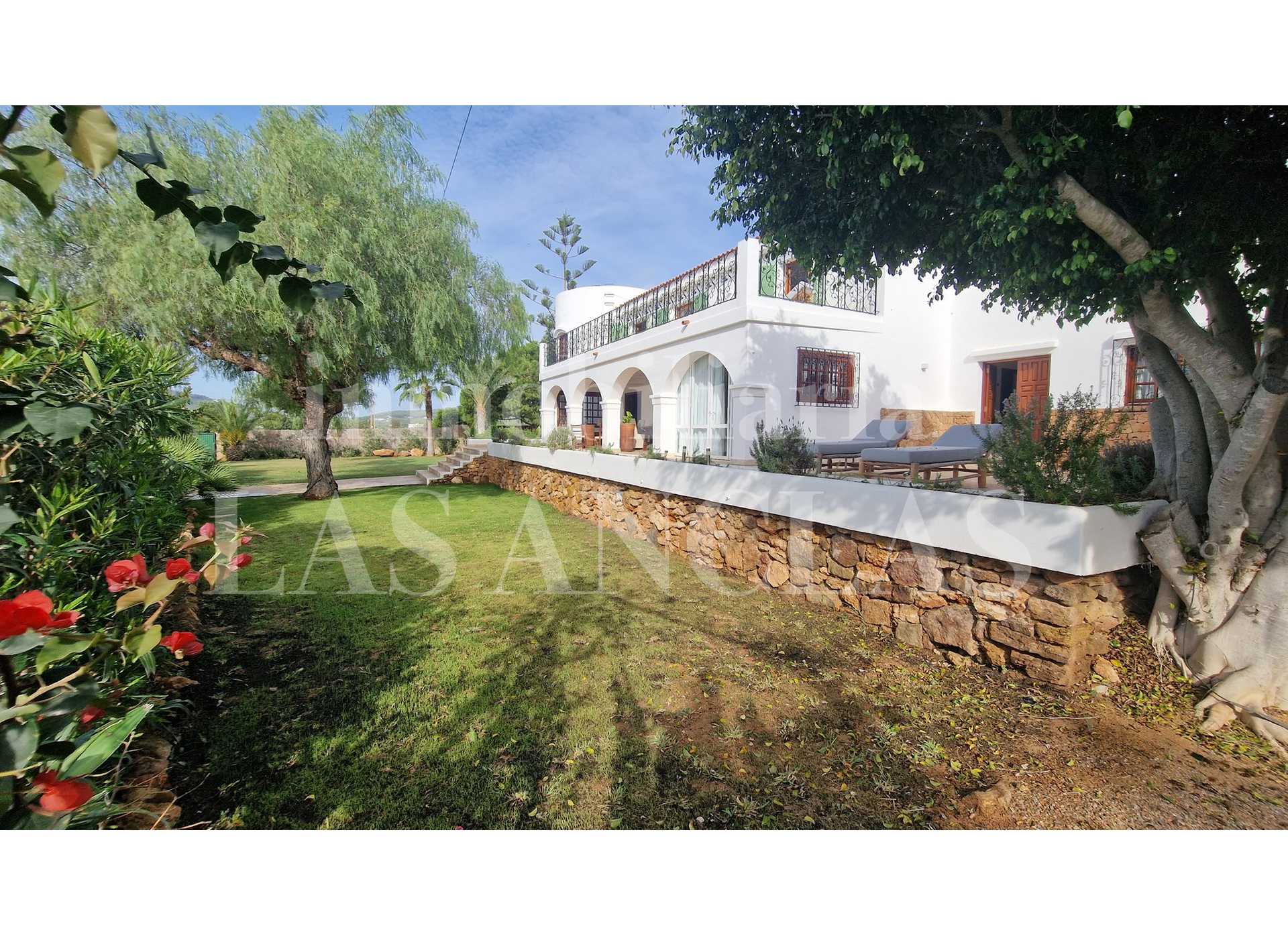 rumah dalam Santa Eulalia del Rio, Kepulauan Balearic 12303338