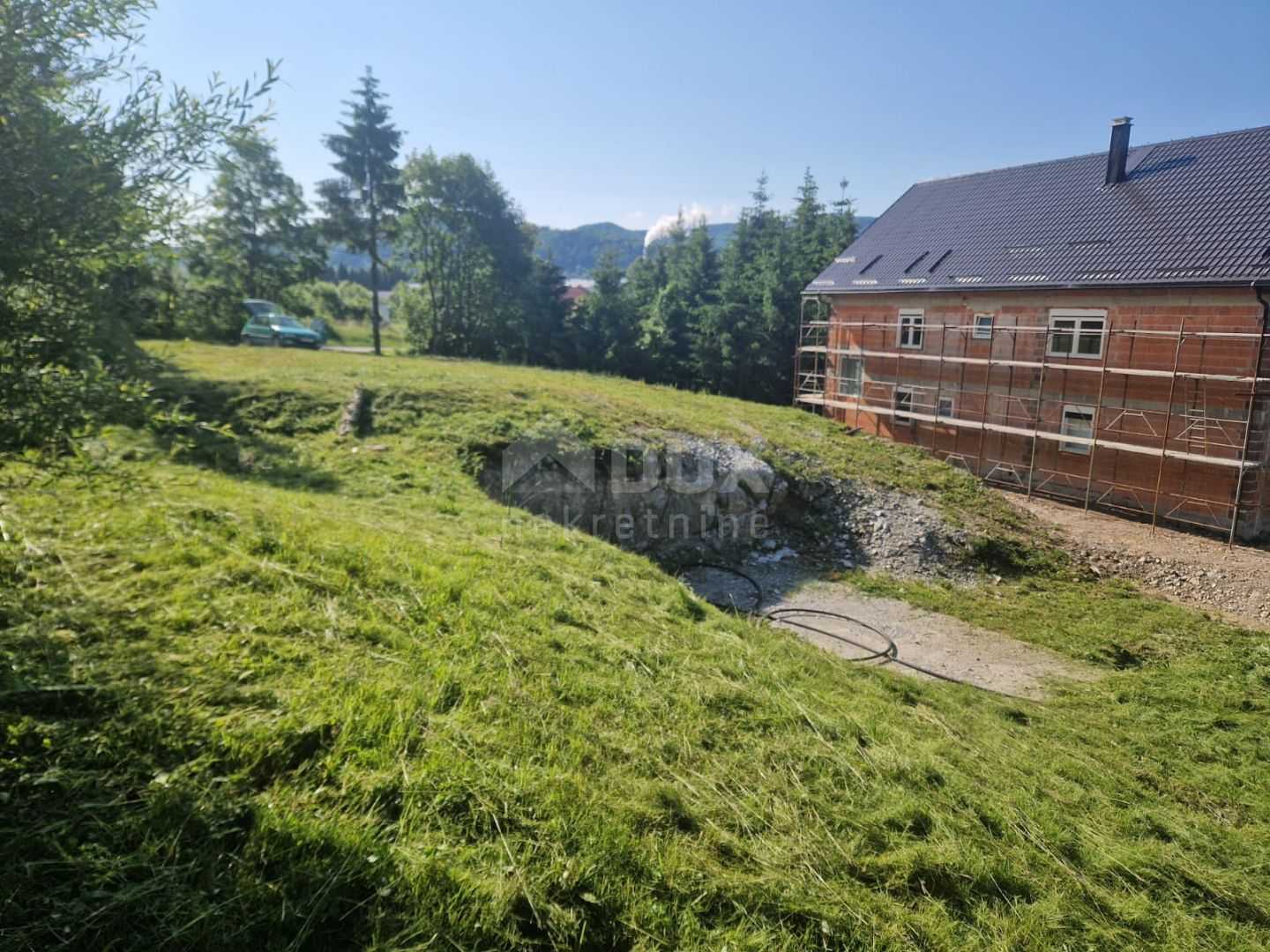 Land in Delnice, Primorje-Gorski Kotar County 12303388