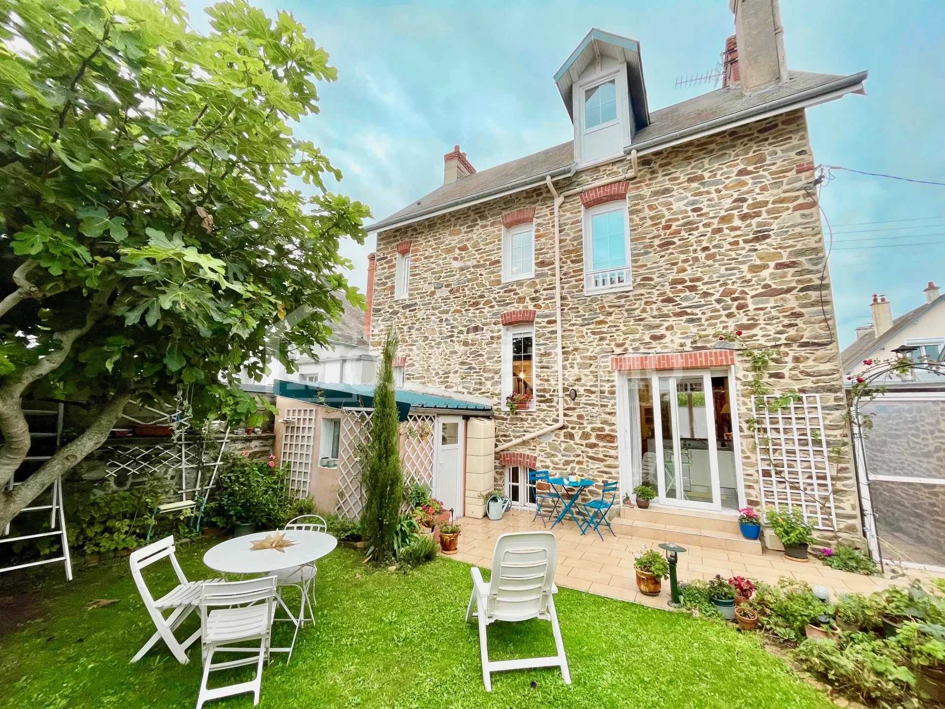 House in La Chapelle-Gaceline, Bretagne 12304481