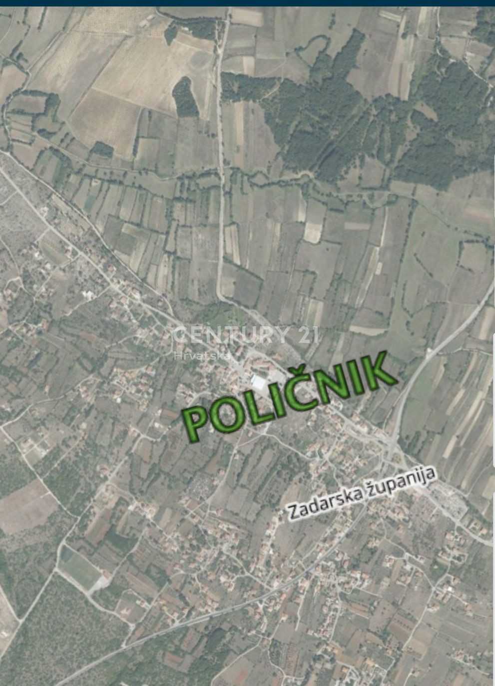 土地 在 警察, 扎达尔斯卡·祖帕尼娅 12304882