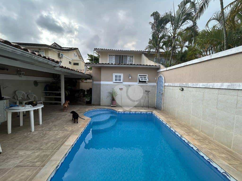 жилой дом в Рестинга-де-Итапеба, Рио де Жанейро 12305069