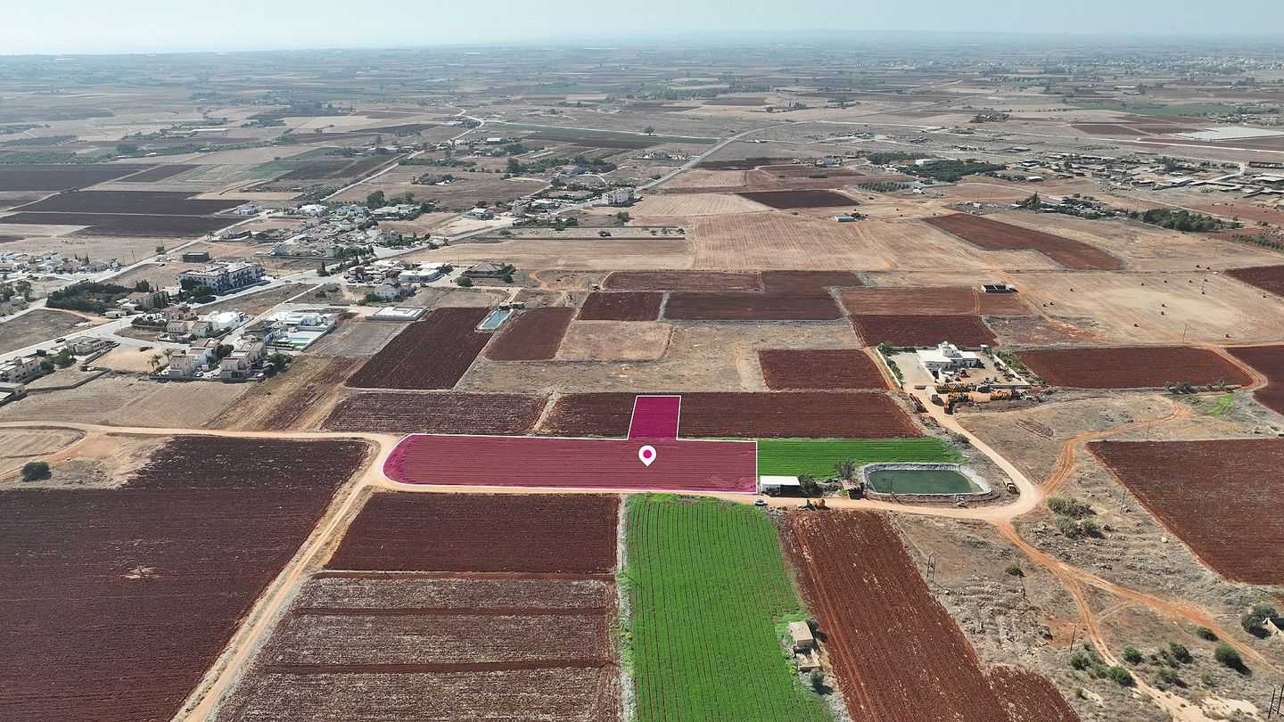 Terre dans Liopetri, Famagusta 12305091