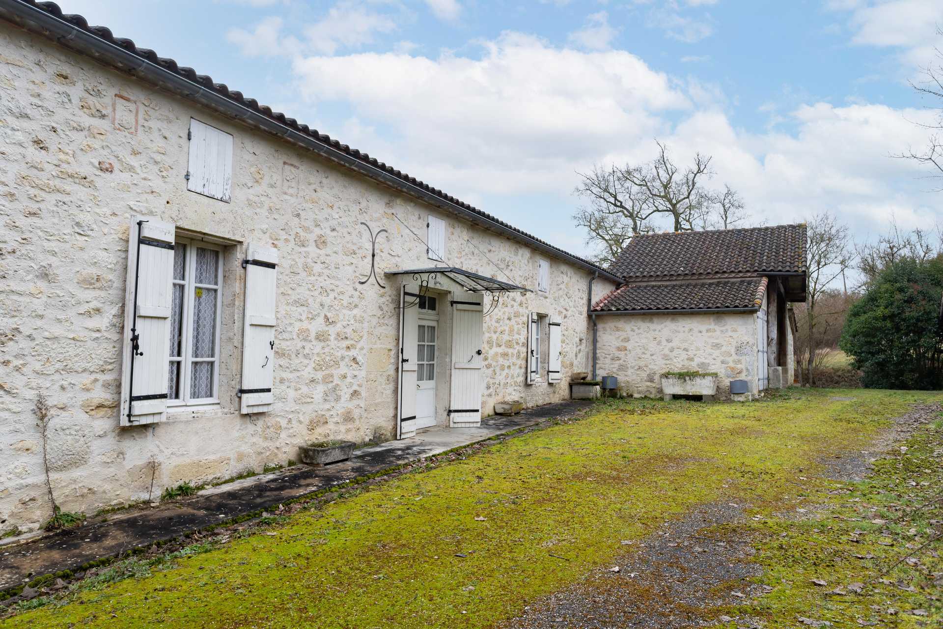 Huis in Puymirol, Nouvelle-Aquitaine 12305753