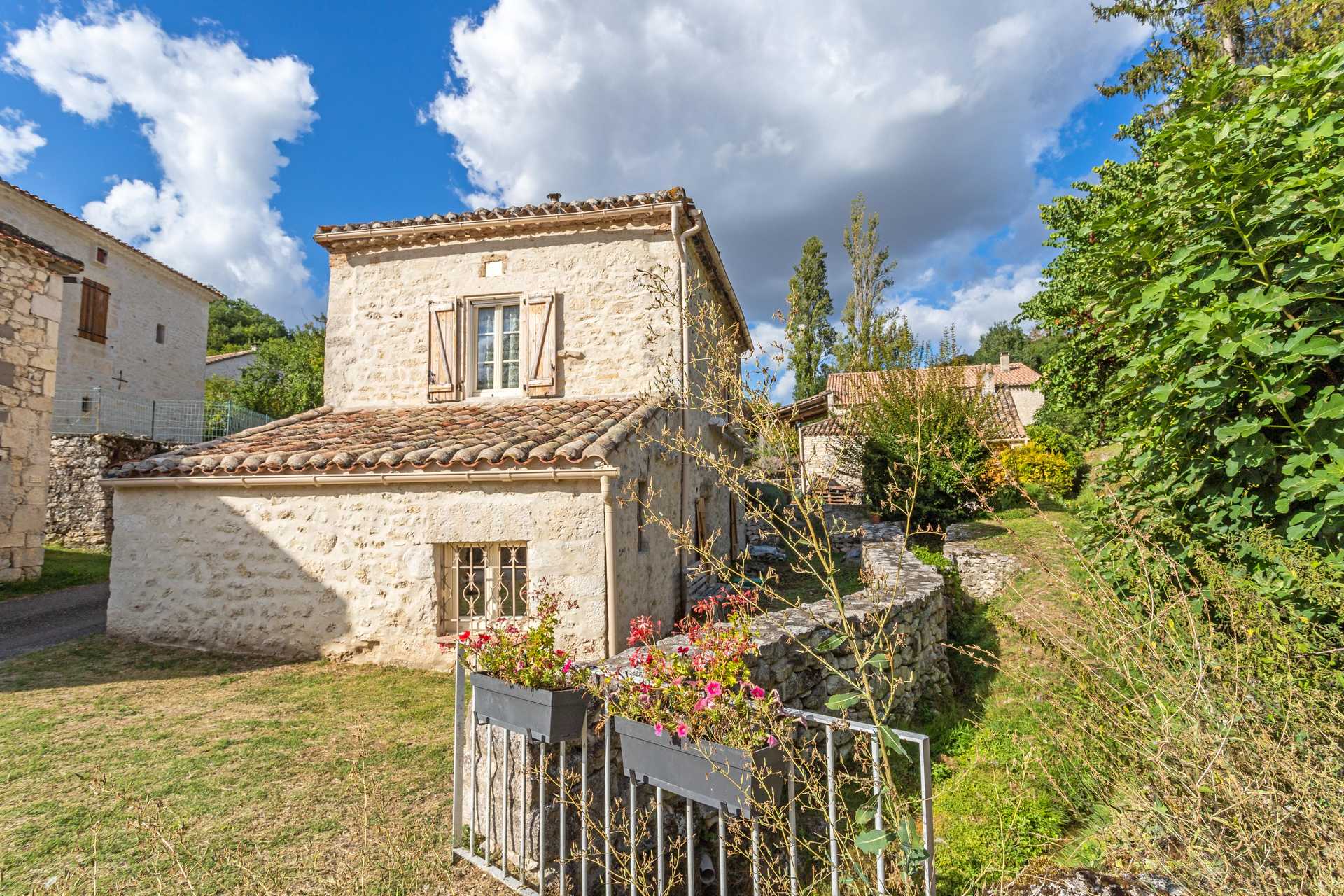 rumah dalam Saint-Daunes, Occitanie 12305771