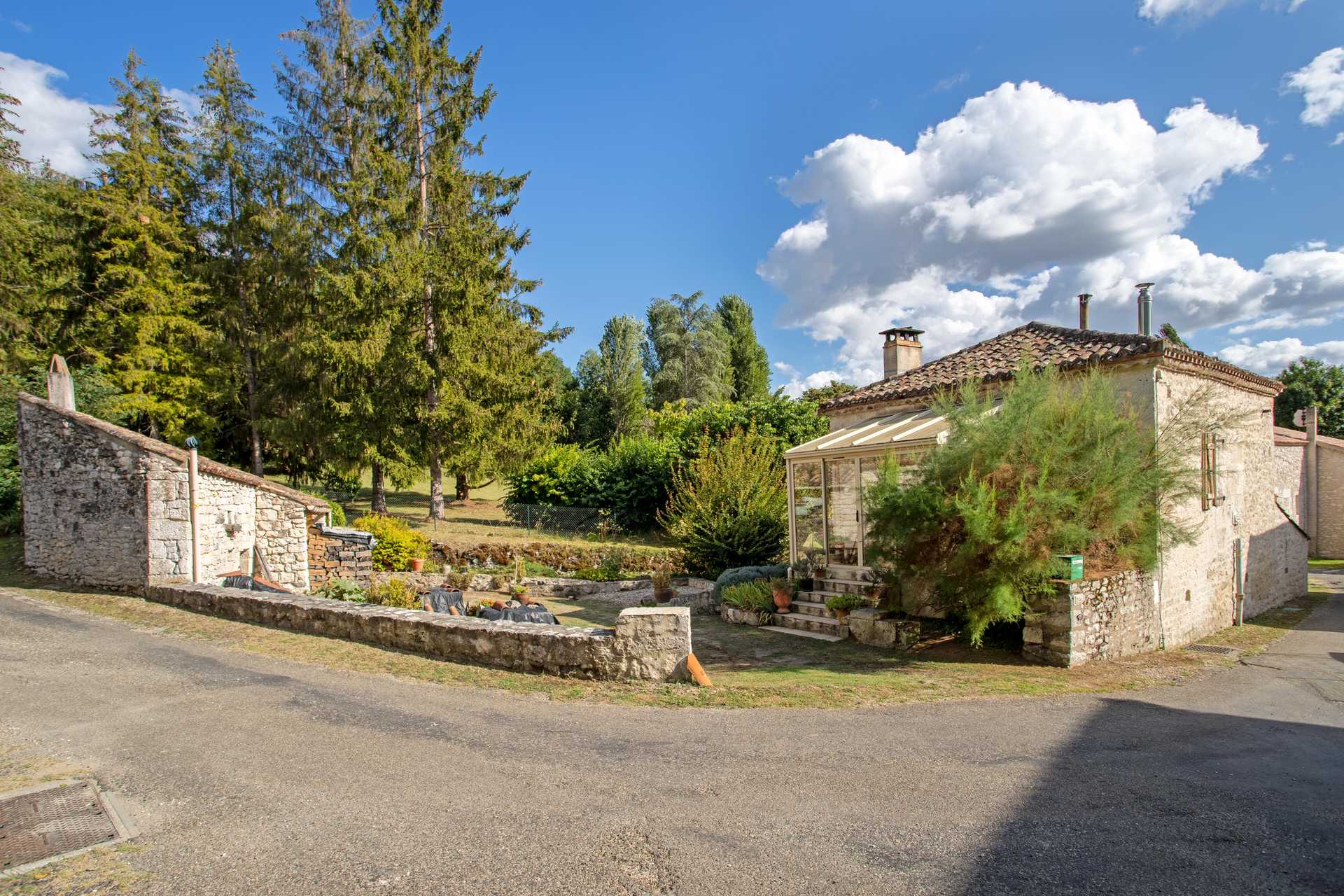 casa no Montcuq-en-Quercy-Blanc, Occitanie 12305771