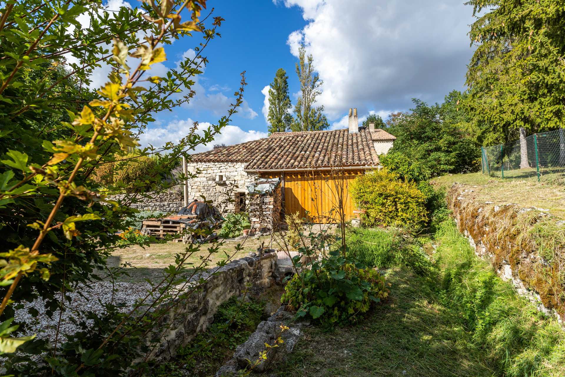 casa no Montcuq-en-Quercy-Blanc, Occitanie 12305771